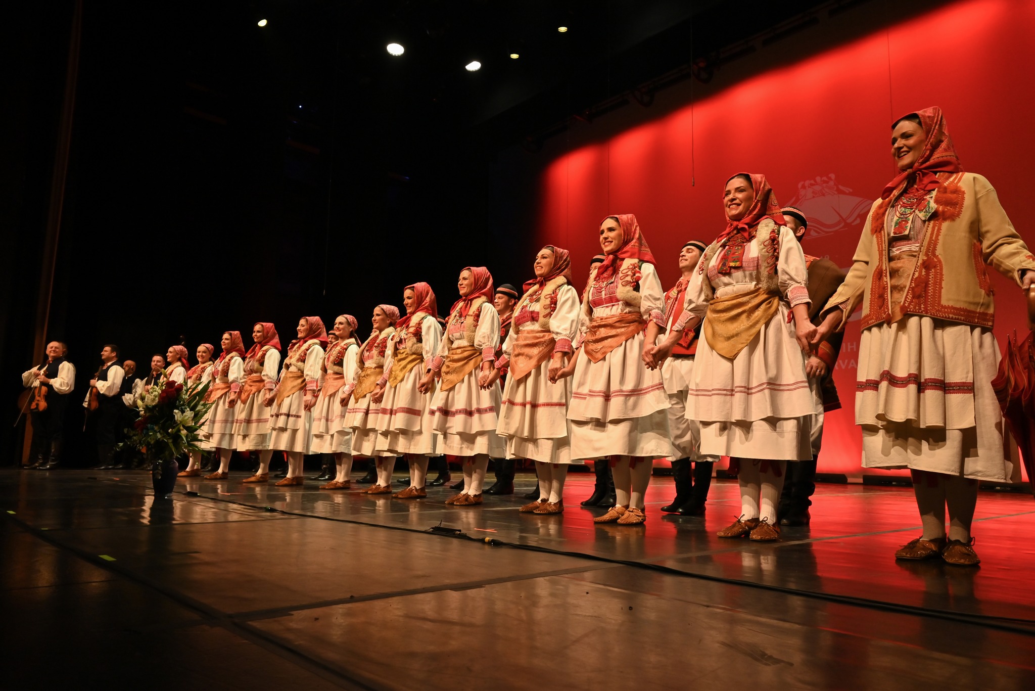 Ansambl LADO plesnim koncertom gostovao u Turskoj